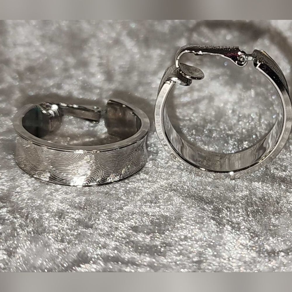 Vintage Sarah Coventry Silver Tone Florentine Hoop Clip-On Earrings